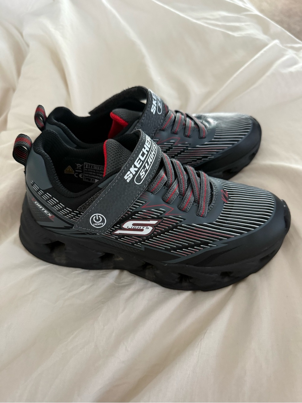 Skechers S-Lights Ortex Light-Up Sneakers Boys Size 2 Black Red